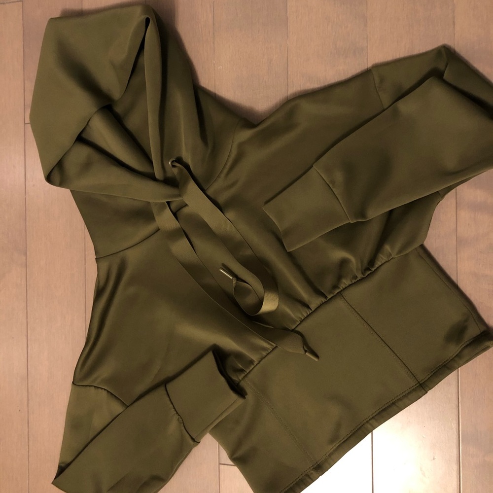 Cropped olive green hoodie